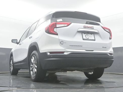 Used 2022 GMC Terrain SLT AWD/4WD image 47