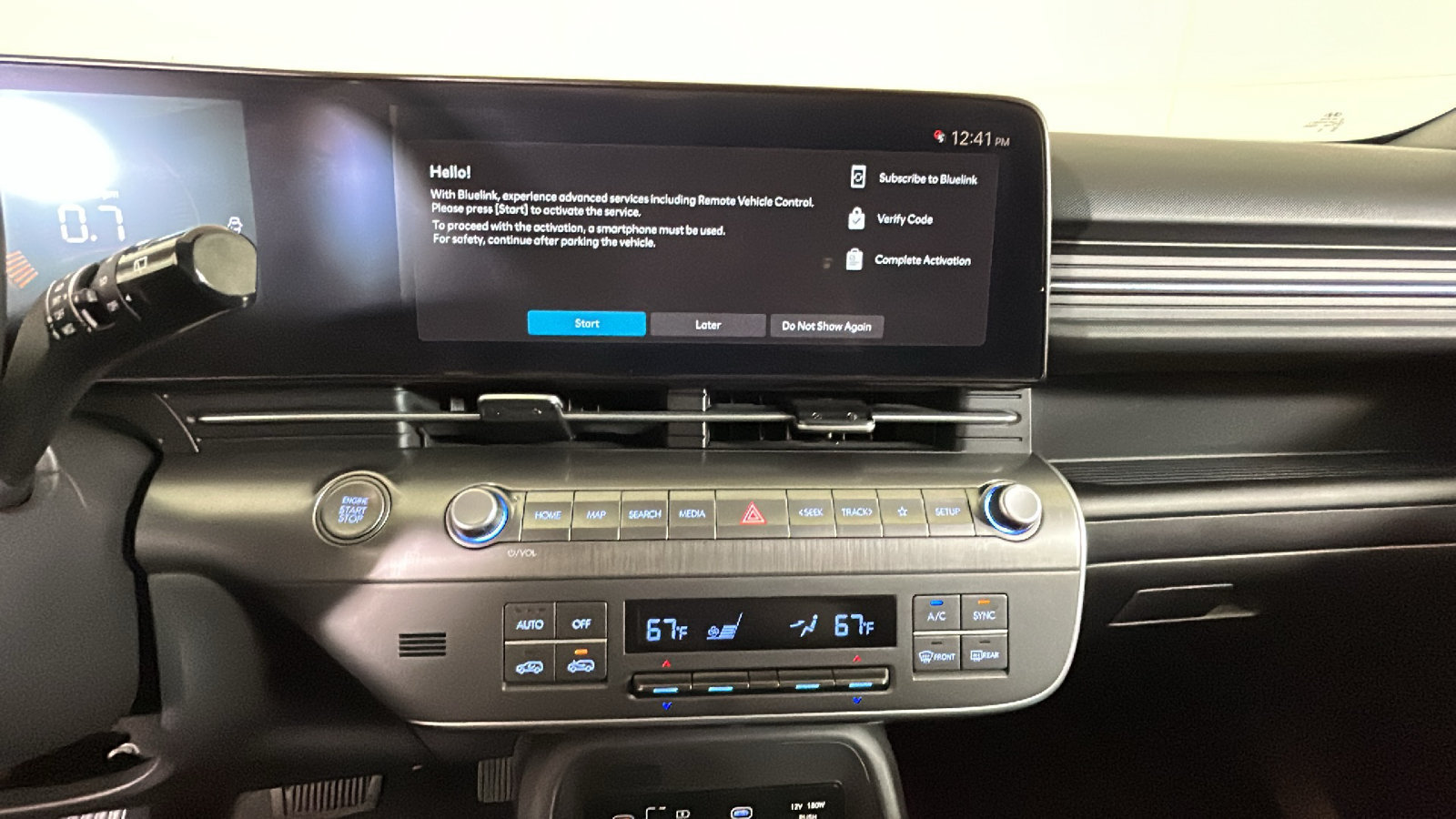 Used 2024 Hyundai Kona SEL FWD image 28