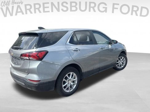 Used 2023 Chevrolet Equinox LT FWD image 7