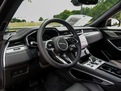 Used 2026 Jaguar F-PACE R-Dynamic S AWD/4WD image 2