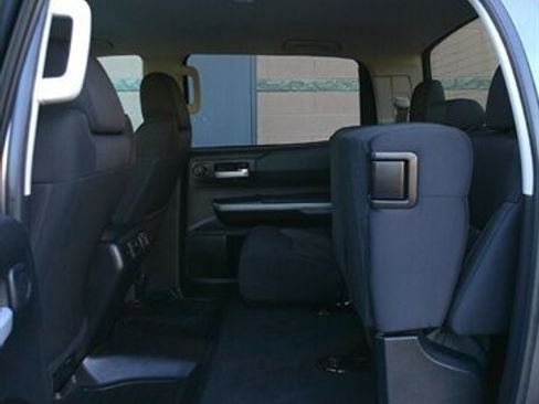 Used 2018 Toyota Tundra SR5 image 20