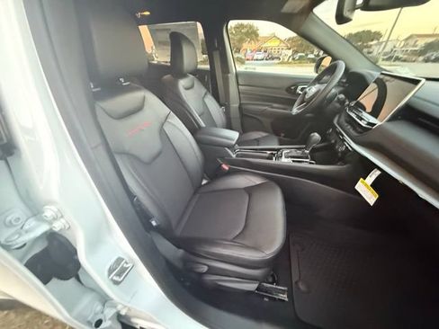 New 2026 Jeep Compass Trailhawk w/ Sun, Sound & Navigation Group AWD/4WD image 12
