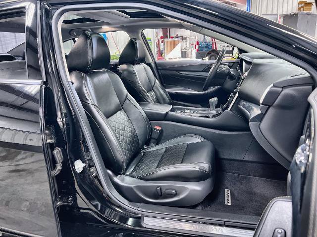 Used 2022 Nissan Maxima Platinum w/ Sport Mat Group FWD image 27