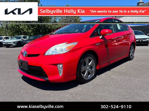 Used 2015 Toyota Prius Persona Series FWD image 1