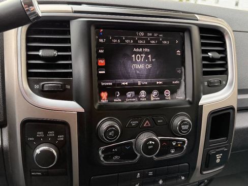 Used 2013 RAM 1500 Big Horn image 11