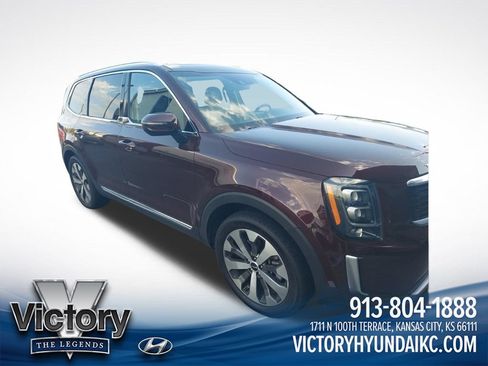 Used 2022 Kia Telluride EX w/ EX Premium Package AWD/4WD image 4