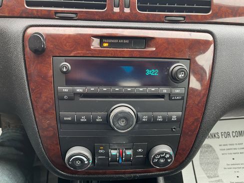 Used 2011 Chevrolet Impala LT image 10