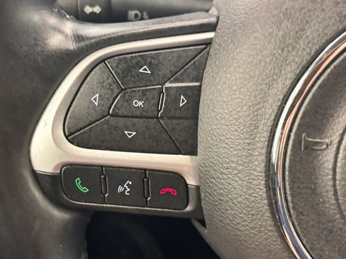 Used 2018 Jeep Compass Sport w/ Cold Weather Group FWD image 62