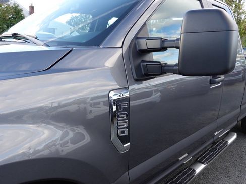 Used 2021 Ford F350 XL image 7