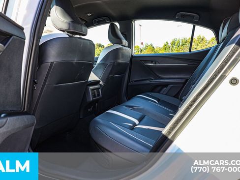 Used 2025 Toyota Camry SE image 21