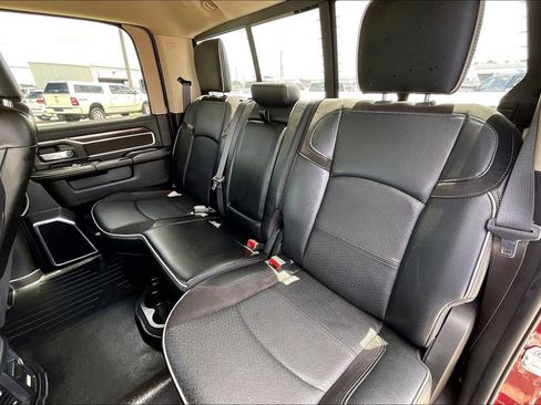 Used 2022 RAM 2500 Laramie w/ Protection Group AWD/4WD image 19