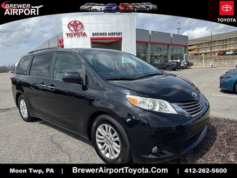 Used 2015 Toyota Sienna XLE Premium image 1