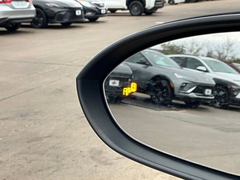 Used 2025 Volkswagen Jetta Sport image 18