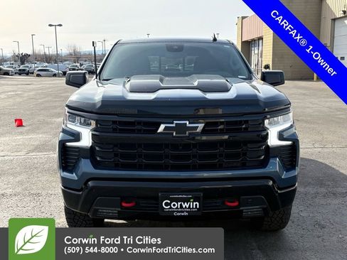 Used 2024 Chevrolet Silverado 1500 LT Trail Boss w/ Convenience Package II image 2