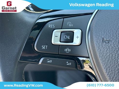 Certified 2021 Volkswagen Jetta R-Line w/ R-Line Cold Weather Package FWD image 32
