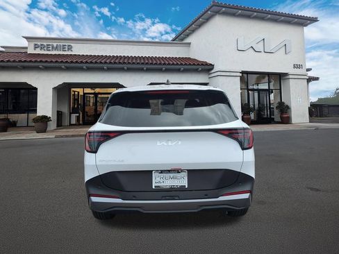New 2026 Kia Sportage LX w/ LX Convenience Package FWD image 7