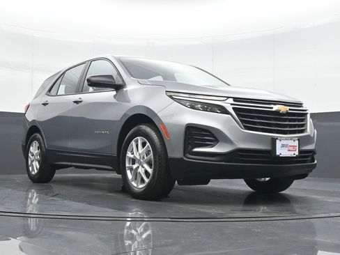 Used 2024 Chevrolet Equinox LS image 24