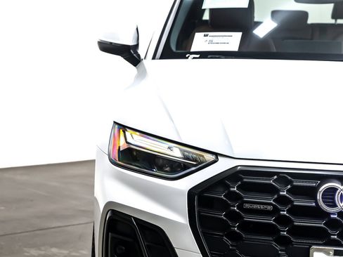 Used 2025 Audi Q5 2.0T Premium w/ Convenience Plus Package image 15