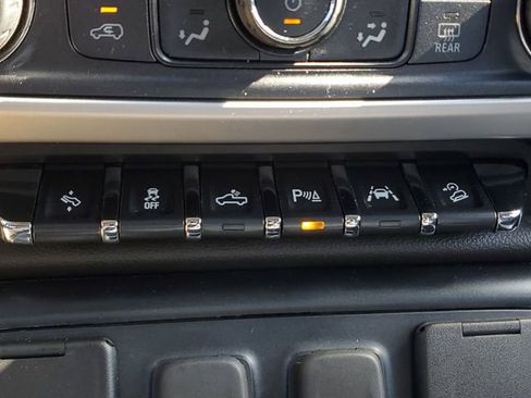 Used 2018 GMC Sierra 1500 SLT image 32