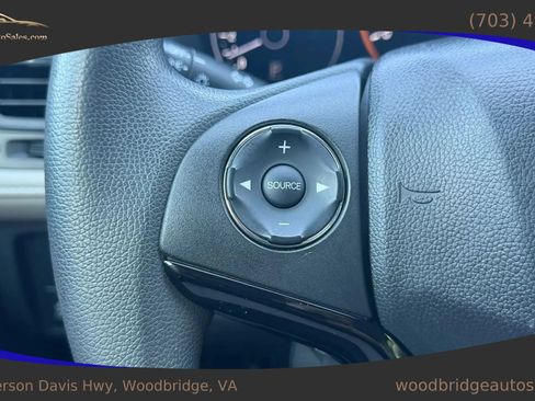 Used 2017 Honda HR-V LX image 23