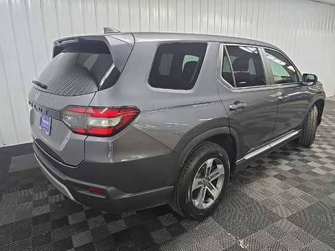 Used 2024 Honda Pilot EX-L image 10