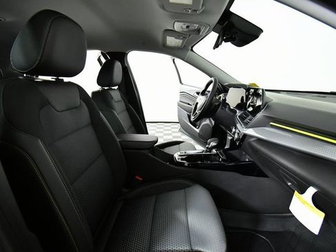 New 2026 Chevrolet Trax LT w/ Driver Confidence Package image 22