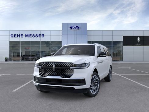 New 2026 Lincoln Navigator L Reserve AWD/4WD image 23