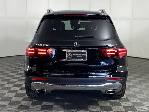 New 2025 Mercedes-Benz GLB 250 4MATIC image 9