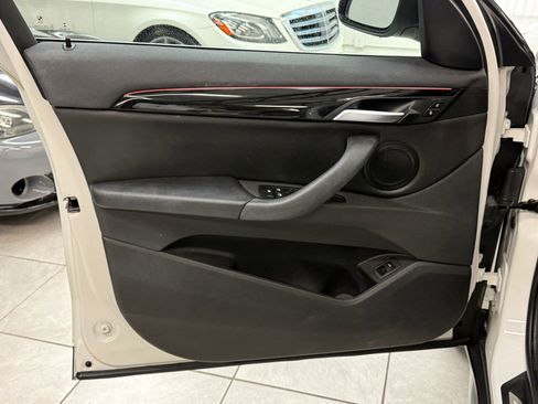 Used 2017 BMW X1 xDrive28i image 14
