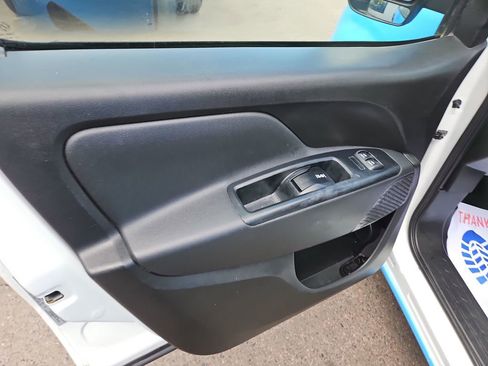 Used 2017 RAM ProMaster City Tradesman SLT w/ Rear Back-up Camera Group FWD image 12