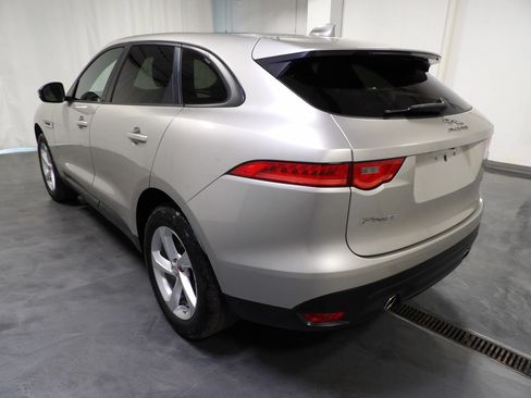 Used 2017 Jaguar F-PACE Premium AWD/4WD image 9