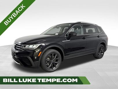Used 2023 Volkswagen Tiguan SE w/ Panoramic Sunroof Package