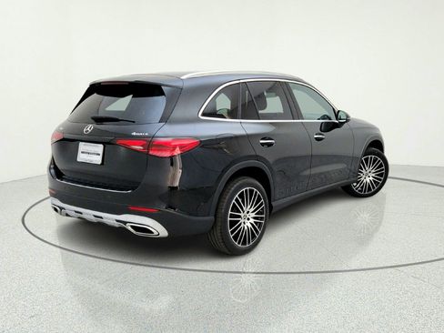 Certified 2023 Mercedes-Benz GLC 300 4MATIC w/ Driver Assistance Package image 9