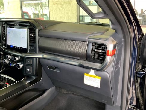 Used 2025 Ford F150 Raptor AWD/4WD image 32