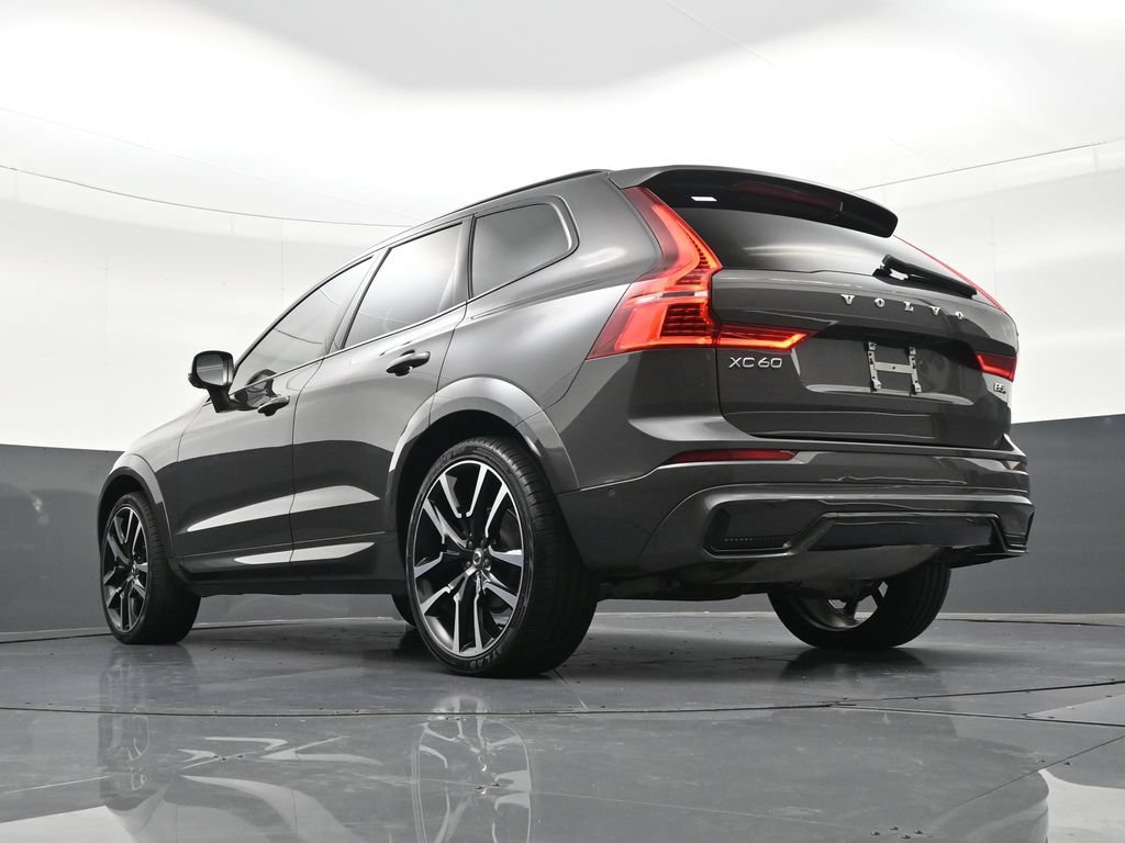 Used 2024 Volvo XC60 B5 Ultimate AWD/4WD image 26