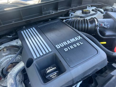 Used 2025 GMC Sierra 1500 AT4 w/ AT4 Premium Package AWD/4WD image 30