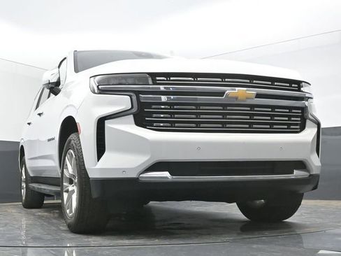 Used 2023 Chevrolet Suburban Premier RWD image 45