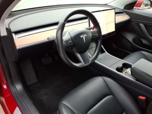Used 2018 Tesla Model 3 Mid Range RWD image 15