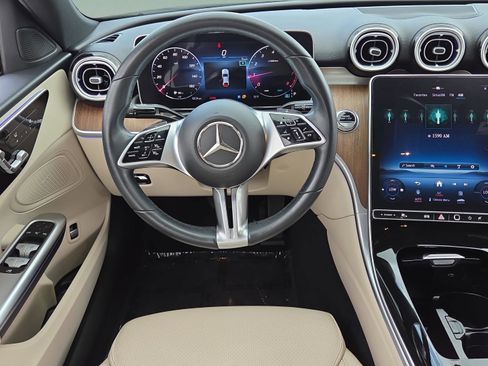 Used 2023 Mercedes-Benz C 300 Sedan image 11