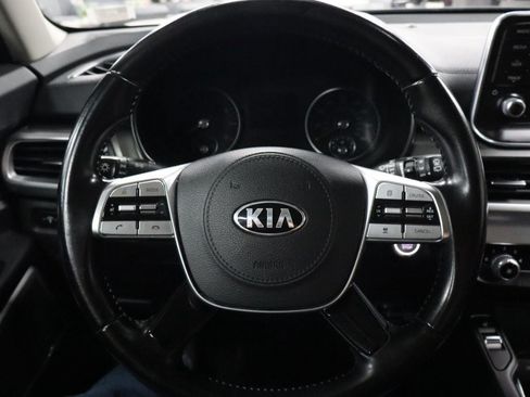 Used 2020 Kia Telluride S w/ S 8 Passenger Seating Package AWD/4WD image 14