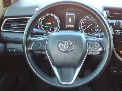 Used 2020 Toyota Camry SE image 22
