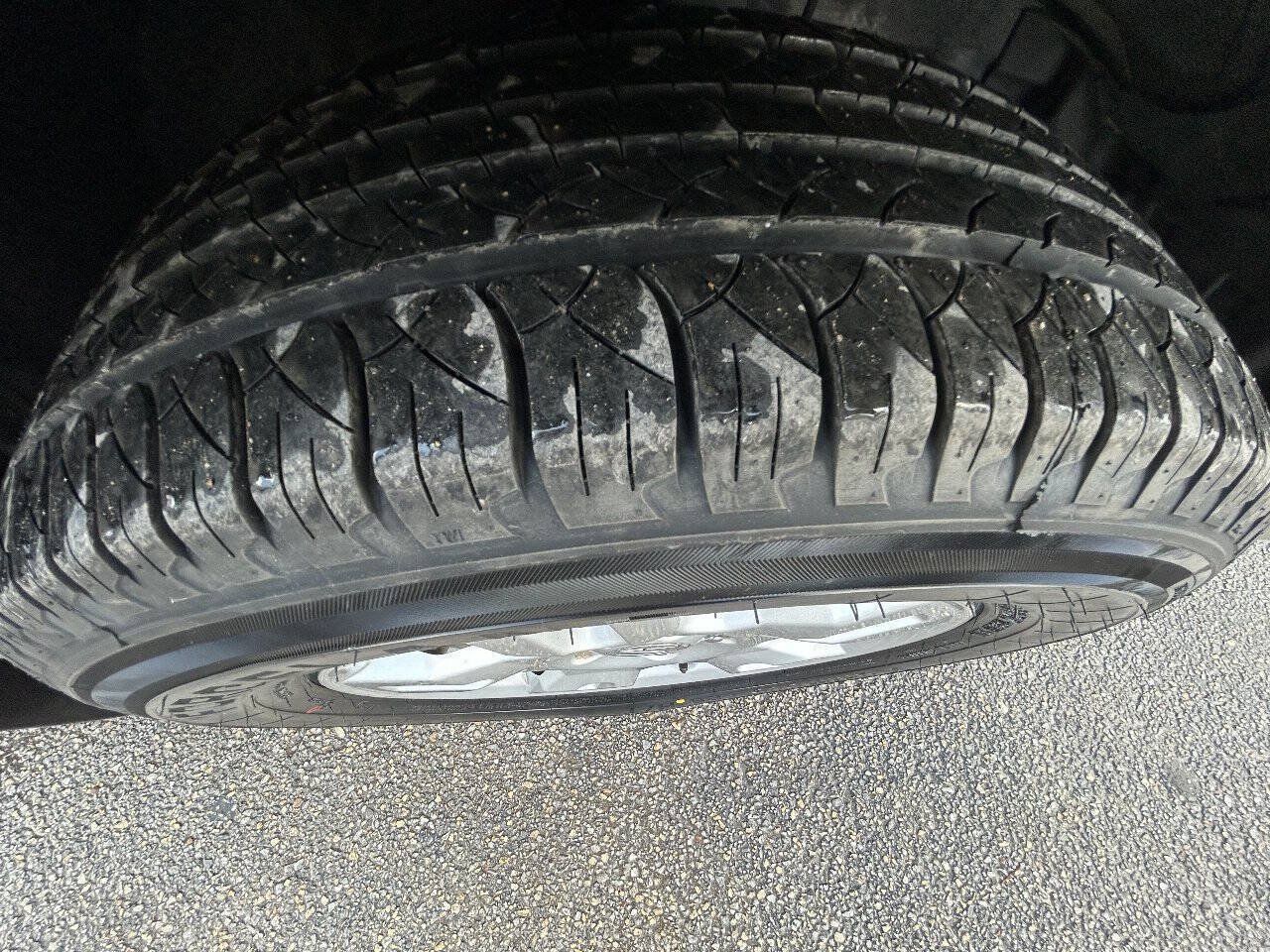 Used 2005 Acura MDX Touring AWD/4WD image 36