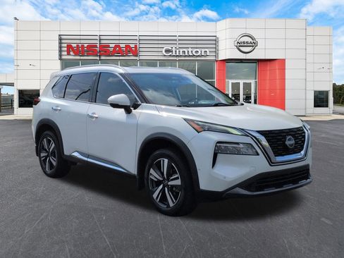 Used 2023 Nissan Rogue SL w/ SL Premium Package FWD image 1