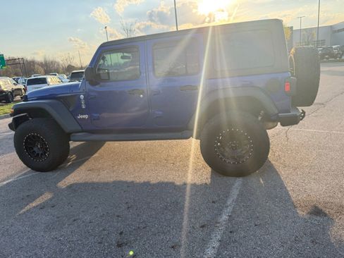 Used 2020 Jeep Wrangler Unlimited Sport image 8