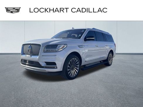 Used 2019 Lincoln Navigator L Reserve image 4