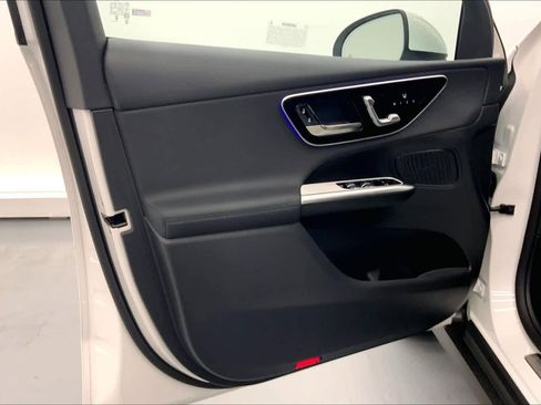 Used 2026 Mercedes-Benz GLC 300 image 20