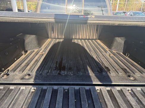 Used 2012 Toyota Tacoma 4x4 Double Cab w/ SR5 Pkg image 6