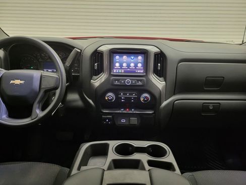 Used 2020 Chevrolet Silverado 1500 Custom w/ Custom Value Package image 40