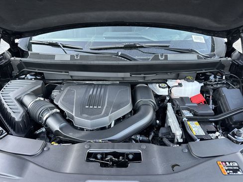 Used 2025 GMC Acadia Elevation image 34