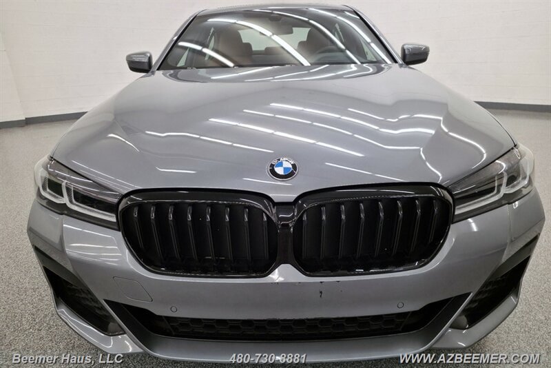 Used 2023 BMW 530i w/ M Sport Package RWD image 9